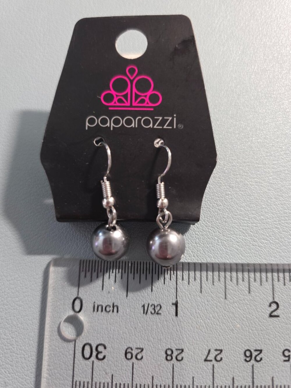 NEW Paparazzi Metal Ball Dangle Earrings.